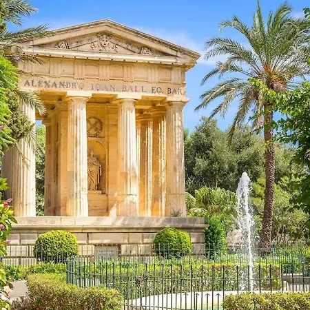 Διαμέρισμα 2br, Sunny Terrace And Location Close To Is-Swieqi