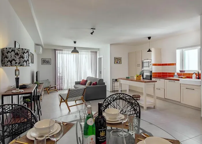 2br, Sunny Terrace And Location Close To 아파트 Is-Swieqi