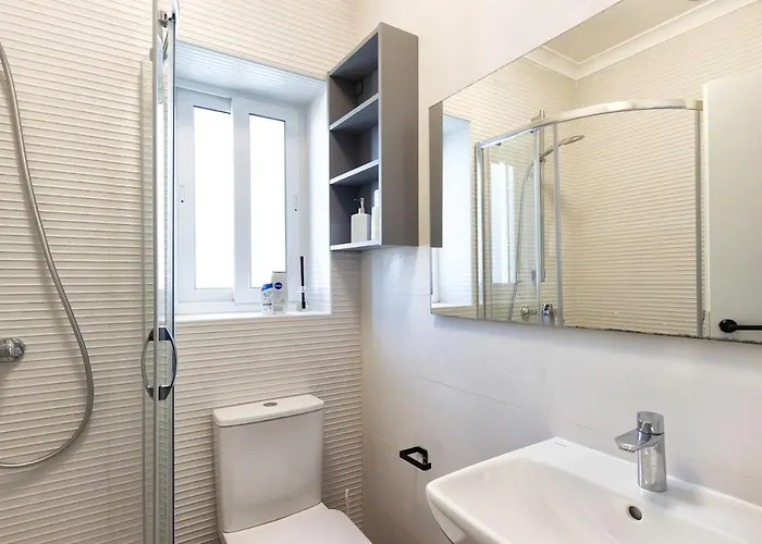 2br, Sunny Terrace And Location Close To * Is-Swieqi