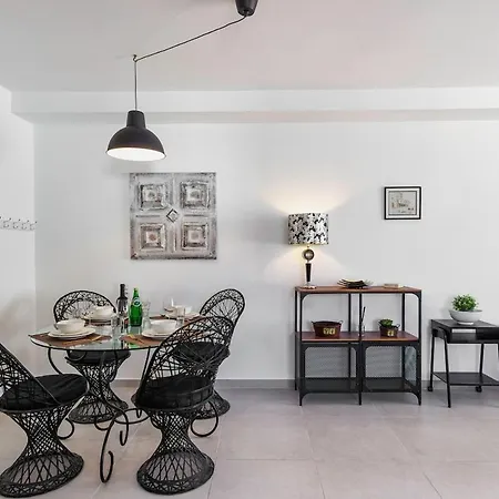 2br, Sunny Terrace And Location Close To *