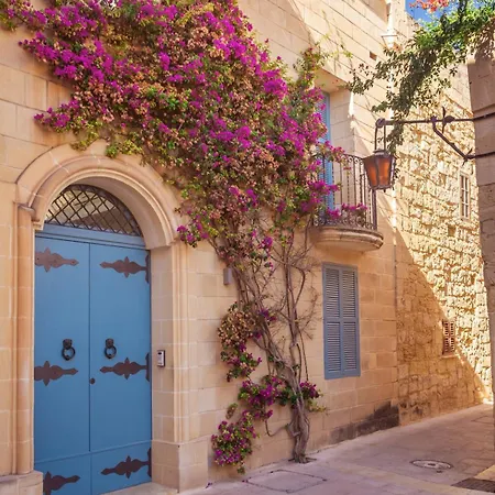 Lejlighed 2br, Sunny Terrace And Location Close To Is-Swieqi